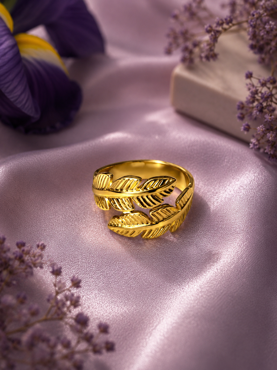 Golden Laurel Adjustable Ring